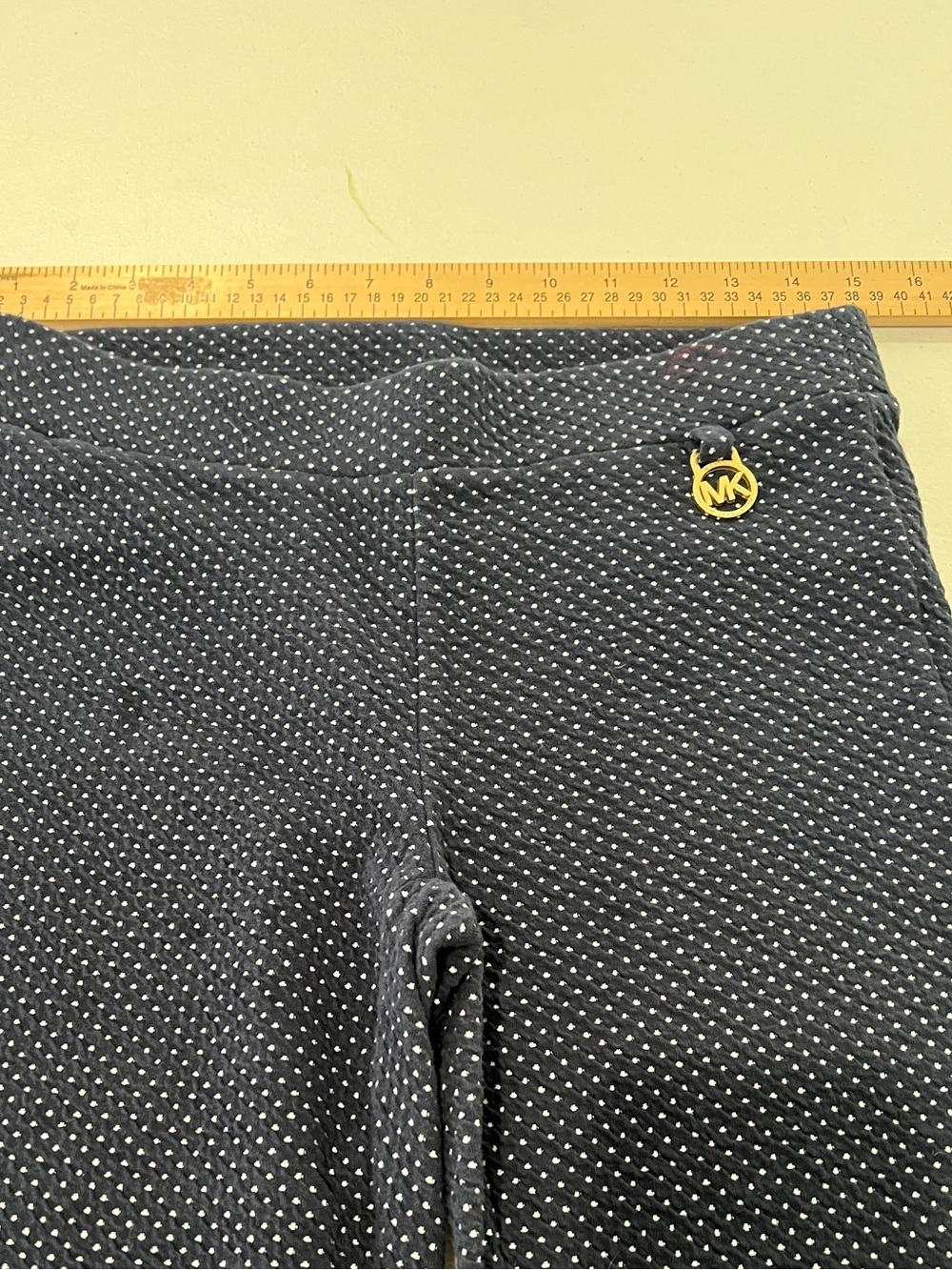 Michael Kors Navy Polka Dot Stretch Leggings with Gold Logo - Picture 10 of 11